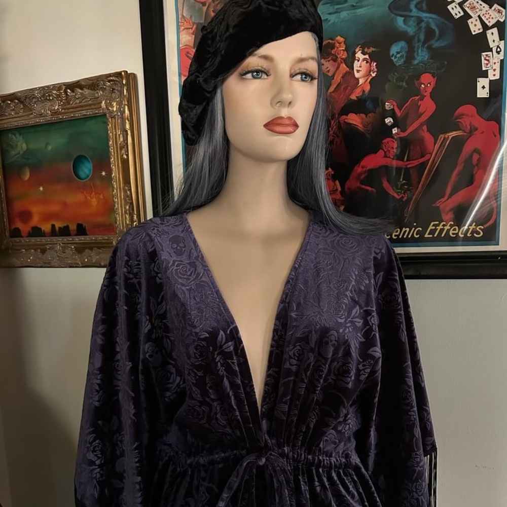 KILLSTAR - Fang Velvet Kimono - PLUM